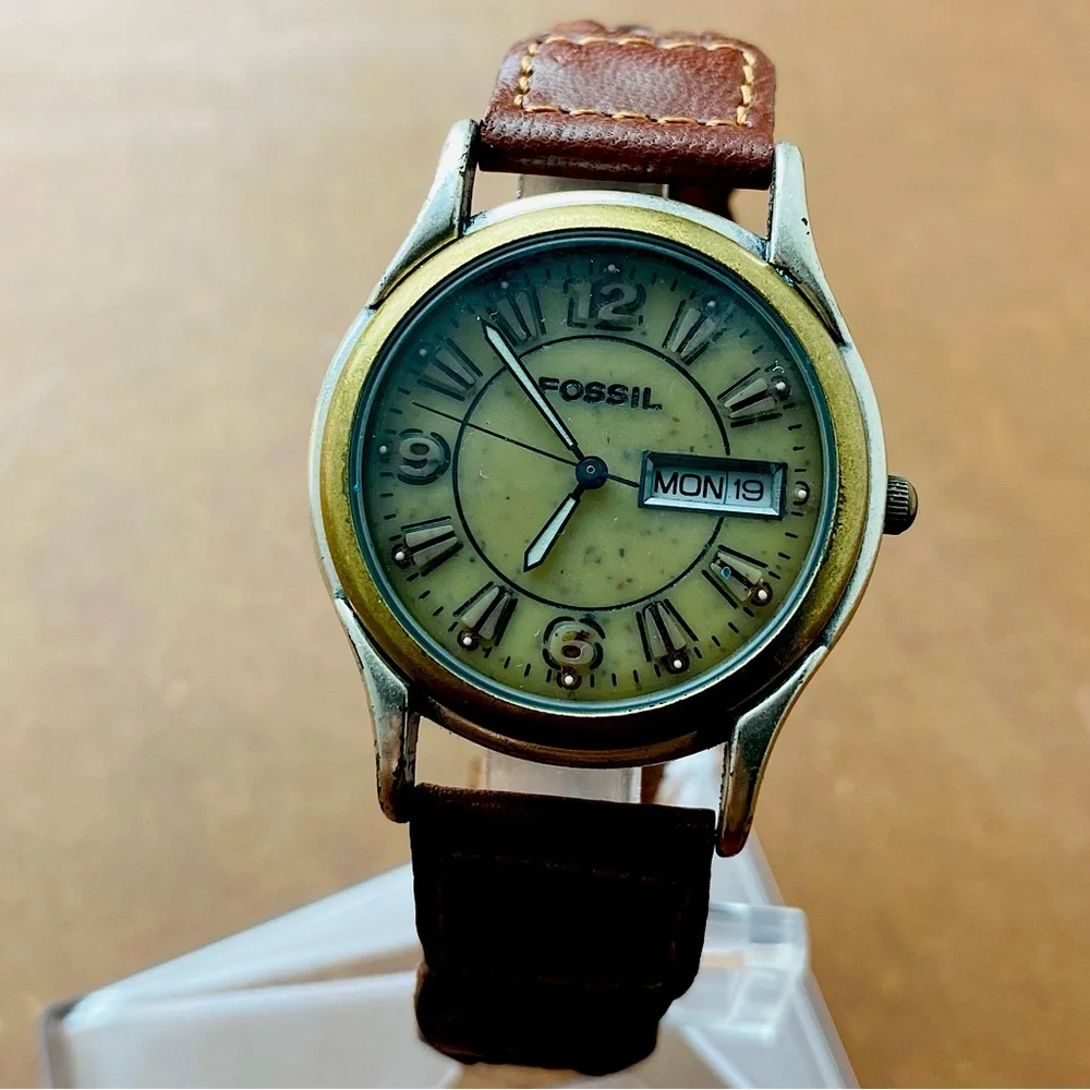 RARE 1995 FOSSIL STONE WATCH BW-6802